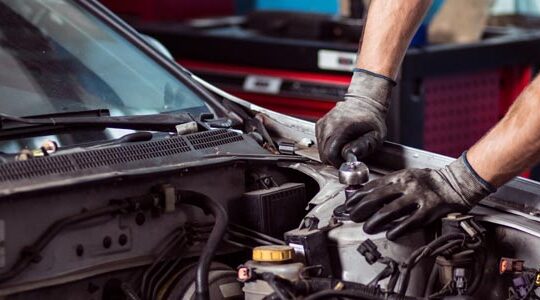 entretien-et-reparation-de-vehicules-automobiles-legers